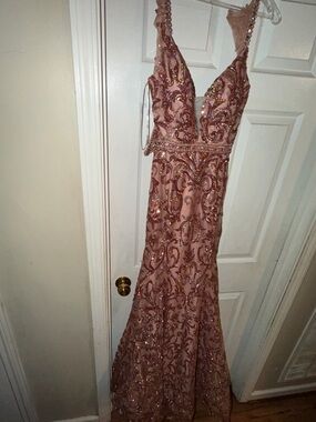 Elegant Rose Gold Beaded V-Neck Evening Gown